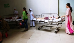 Sập giàn giáo ngày 20/11: Một học sinh lún sọ, Sở Giáo dục lên tiếng