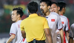 Đoàn Văn Hậu bất mãn, chỉ thẳng mặt trọng tài chính trận Myanmar vs Việt Nam