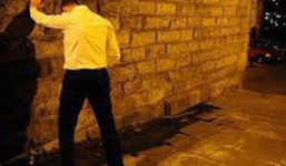 Chủ nhà vác dao chém 4 người bị thương vì bực tức chuyện tiểu bậy trước cửa