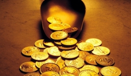 Giá vàng hôm nay 23/11/2018: Tăng vọt khi USD rơi tự do