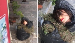 Sang đông gió lạnh run người, ra cửa nhà bỗng toát cả mồ hôi vì bắt gặp đôi mắt từ trong túi rác