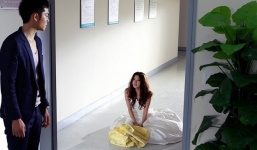 Chồng không ngờ chiếc áo ngủ gợi cảm bỗng bị rách tung tóe của vợ lại chứa đựng một bí mật cay đắng