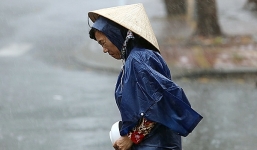 Tin bão mới nhất: Những thiệt hại đầu tiên khi bão số 9 Usagi đổ bộ vào các tỉnh Nam Trung Bộ