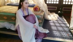 Quả báo của một nô tì 'phản chủ cướp chồng': Bị Hoàng đế lột đồ trước trăm quan, chết trong đau đớn tủi nhục