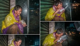 Giữa đêm, MXH xúc động mạnh với hình ảnh ông chú vô gia cư co ro húp cháo giữa mưa bão Sài Gòn