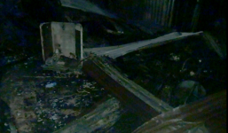 Dân Sài Gòn dũng cảm ôm bình gas chạy ra khỏi căn nhà bốc cháy ở khu di tích Láng Le Bàu Cò