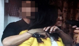 Lao vào nhà khống chế cặp vợ chồng cùng cháu bé để cướp táo tợn