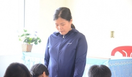 Cô giáo 'chỉ đạo' học sinh tát bạn 231 cái nhập viện bất thường, nghi đập đầu tự tử