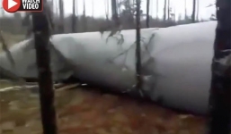 Thợ săn Nga phát hiện 'vật thể ngoài hành tinh' trong rừng sâu gây chấn động