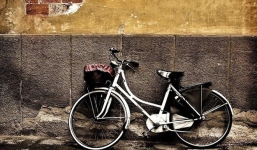 Tìm mọi cách để đánh mất chiếc xe đạp cũ, người đàn ông nhận cái kết bẽ mặt