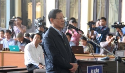 Ông Phan Văn Vĩnh nhập viện trong buổi chiều tuyên án