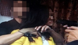 9X vào tận cầu thang chung cư khống chế, cướp tài sản cô gái trẻ ở Sài Gòn