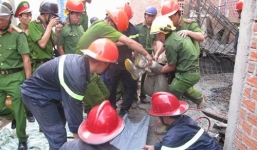 Sập sàn công trình đang đổ bê tông, 2 công nhân thiệt mạng