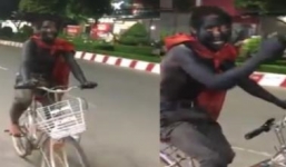 Nam thanh niên chơi trội bôi nhọ nồi toàn thân đi diễu hành ngoài đường