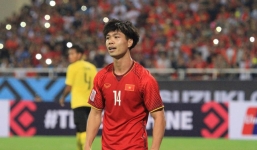 Báo Philippines 'mỉa mai' Công Phượng sau pha bỏ lỡ khó tin