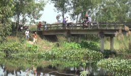 Nam thanh niên mặc áo Grab tử vong với nhiều vết cắt ở cổ