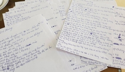 Hiệu trưởng phát phiếu điều tra vụ 231 cái tát thể hiện sự 'ngớ ngẩn'