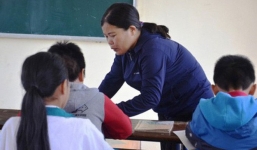 Chủ tịch Hội tâm lý Giáo dục Hà Nội nói về 2 vụ tát học sinh: 'Việc xin lỗi học trò sẽ làm nhân cách của thầy cô lớn hơn chứ không thấp đi'