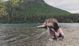 Bà xã 9x của ca sĩ Lam Trường liên tục đăng tâm sự khó hiểu, ám chỉ 'Hôn nhân là nấm mồ chôn sống tình yêu?'