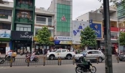 Táo tợn dùng súng cướp ngân hàng tại Sài Gòn