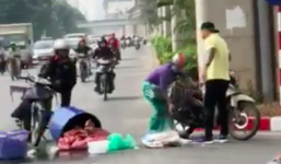 Bất ngờ trước hành động của ca sĩ Tuấn Hưng trước người phụ nữ buôn cá