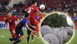 Rốt cục, vé vào chung kết là của thầy trò HLV Park, hay của 'hòn đất mà biết nói năng...'?