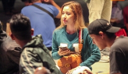 Kinh hoàng cảnh mua vé xem chung kết AFF Cup tại Malaysia: Nhiều người kiệt sức, nằm la liệt bên đường