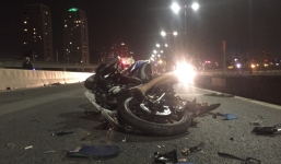 Tin tai nạn giao thông mới nhất ngày 10/12: Xe máy đấu đầu nát vụn, nam thanh niên tử vong