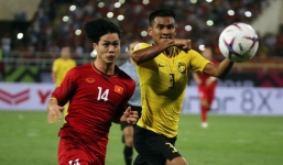 Có một 'ánh đèn' khác mà thầy trò HLV Park Hang-seo sợ hơn cả lazer