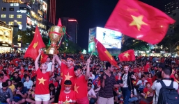Người hâm mộ ở Sài Gòn tin tưởng đội tuyển Việt Nam sẽ chiến thắng