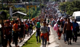 Di dân ra “tối hậu thư” gửi ông Trump: Hoặc cho họ vào Mỹ, hoặc trả 50.000 USD để quay về lập nghiệp