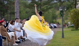 NTK khẳng định Nam Em tự ý cởi giày, đi chân trần và nhảy múa trong show diễn