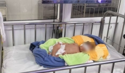 Phát hiện bé gái sơ sinh bị bỏ rơi ở làng trẻ SOS dưới thời tiết 13 độ C
