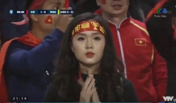 3 hot girl lọt máy quay nhà đài trận chung kết AFF Cup là ai?