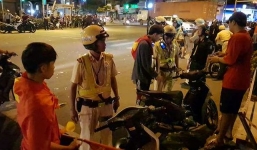 CSGT TP.HCM tạm giữ gần 120 phương tiện đi bão vi phạm giao thông