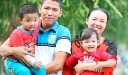 Bố vợ Anh Đức từng lo lắng khi con gái kết hôn với cầu thủ: 'Hiểu được tính con rể rồi thì tôi lại vô cùng yên tâm'