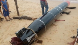 Lãnh đạo Bộ Quốc phòng nói gì về vật thể lạ dạt vào bờ biển Phú Yên?