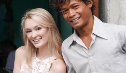 Cặp 'đũa lệch' ở Indonesia bỗng nổi như cồn trên mạng nhờ nhan sắc quá khác biệt