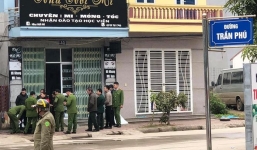 Níu kéo tình cảm, thanh niên đặt mìn trước cửa nhà bạn gái rồi chụp ảnh đăng lên Facebook