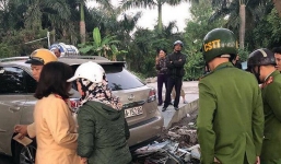 TNGT nghiêm trọng: Thêm một vụ nữ tài xế lái Lexus gây tai nạn liên hoàn