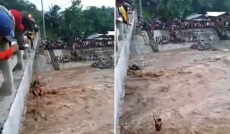 Đang giặt quần áo trên sông, 4 mẹ con suýt bị nước cuốn trôi