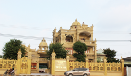 Hé lộ sự thật về gia chủ và căn biệt thự dát vàng ở Vũng Tàu xôn xao dư luận