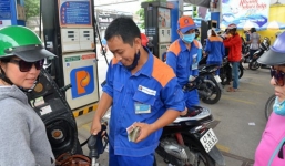 Xăng dầu đồng loạt giảm giá lần thứ 5 liên tiếp