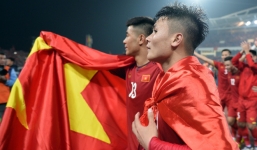 Tin thể thao HOT 22/12: Áo Quang Hải đấu giá được 710 triệu đồng làm từ thiện