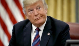 Tổng thống Trump bất ngờ than 'cô đơn' trong Nhà Trắng