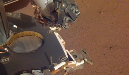 NASA tìm người hành tinh bên dưới bề mặt trăng của sao Mộc