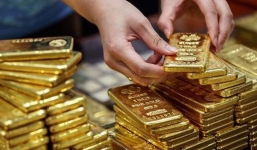Giá vàng hôm nay 27/12/2018: Cao chót vót, lập đỉnh mới