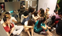 25 dân chơi thác loạn trong phòng karaoke 'tổng thống'