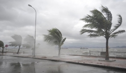 Tin bão số 1 mới nhất, tin bão cập nhật: Bão sáp sát đất liền, Nam Cà Mau biển động mạnh