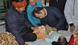 Hà Nội: 11 trẻ phản ứng sau tiêm chủng vắc xin ComBE Five